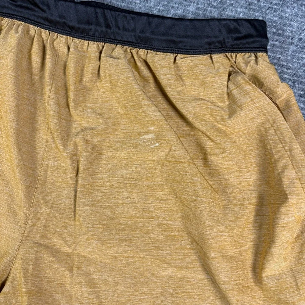 Adidas Athletic Shorts Men 2XL Gold Good Heathered Pockets Drawstring